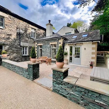 Easter Crag, 3 Bedroomed Luxury Escape With Hot Tub 度假居 温德米尔