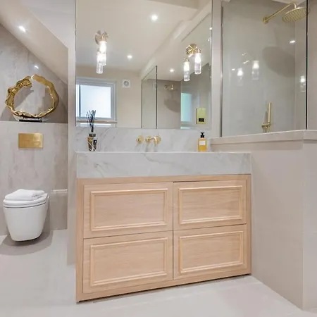 בית נופש Easter Crag, 3 Bedroomed Luxury Escape With Hot Tub *