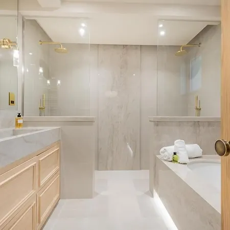 Easter Crag, 3 Bedroomed Luxury Escape With Hot Tub בית נופש *