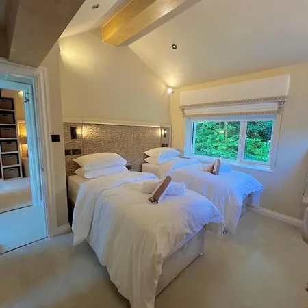 Easter Crag, 3 Bedroomed Luxury Escape With Hot Tub 度假居 温德米尔